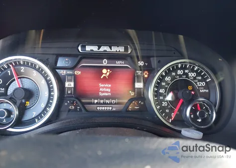 2024 Ram 1500 Laramie 4X2 5'7 Box z USA, uszkodzony, nr VIN 1C6RREJT6RN183768